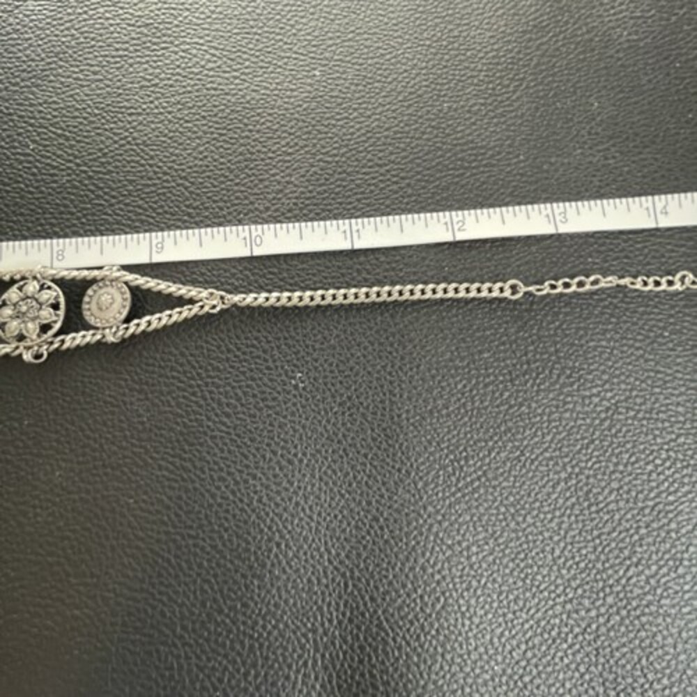 Floral Chain Chocker With Rhinestones - Picture 7 of 7